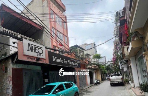 Nhà Giáp Bát, Hoàng Mai. Lô góc 2 mặt. Ô tô tránh. Dưới 10,4 tỷ. Ở và Kinh doanh